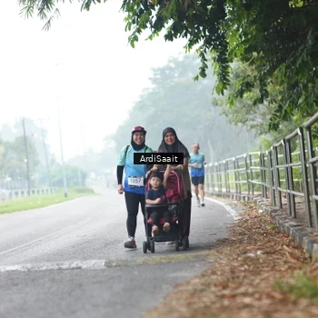 Runner Photo 8843017