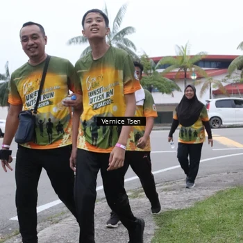 Runner Photo 8843023