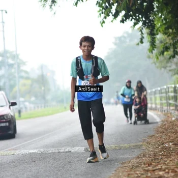 Runner Photo 8843047