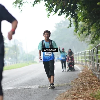 Runner Photo 8843068