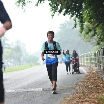 Runner Photo 8843070