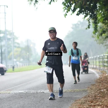 Runner Photo 8843102