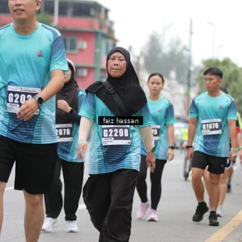 Runner Photo 8843110