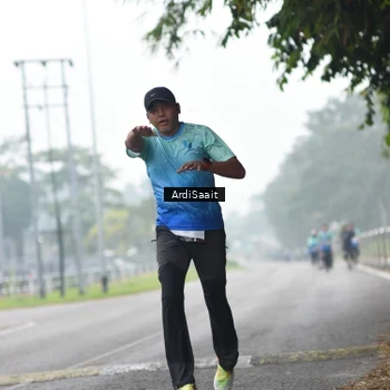 Runner Photo 8843224