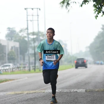 Runner Photo 8843228