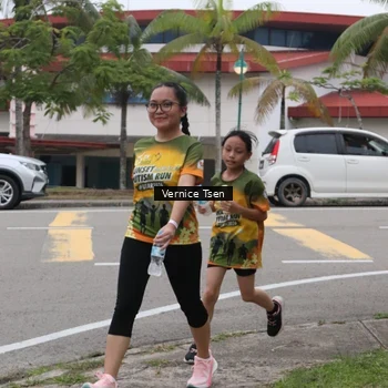 Runner Photo 8843238