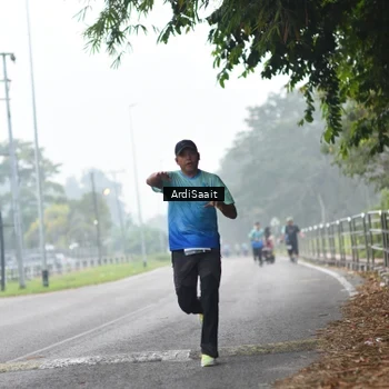 Runner Photo 8843251