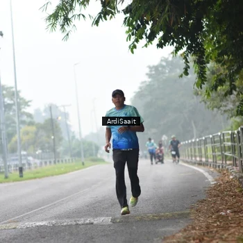 Runner Photo 8843273