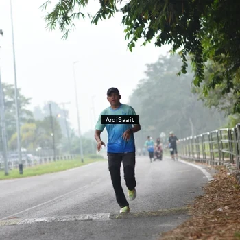Runner Photo 8843281
