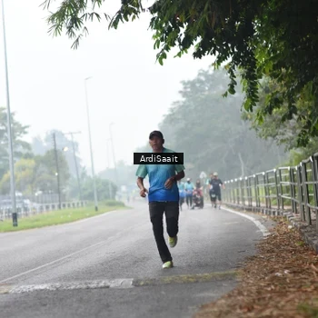 Runner Photo 8843291