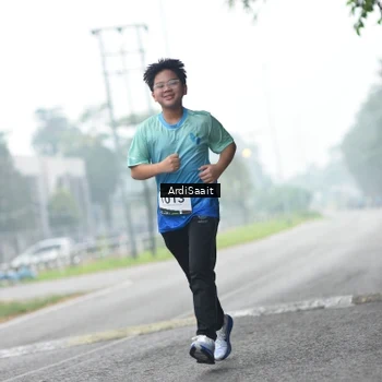 Runner Photo 8843313