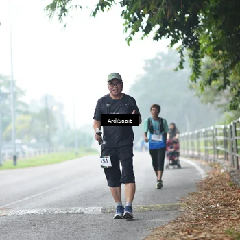 Runner Photo 8843363