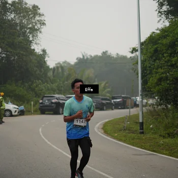 Runner Photo 8843372