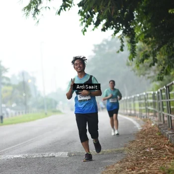 Runner Photo 8843487