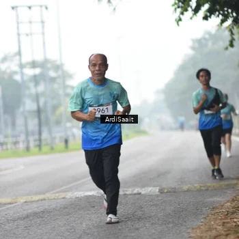 Runner Photo 8843511
