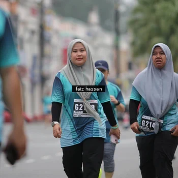 Runner Photo 8843530