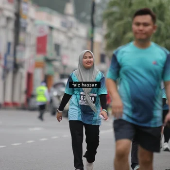 Runner Photo 8843542