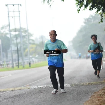 Runner Photo 8843549