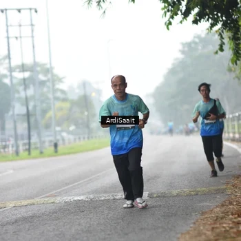 Runner Photo 8843558