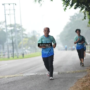 Runner Photo 8843562