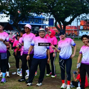 Runner Photo 8843594