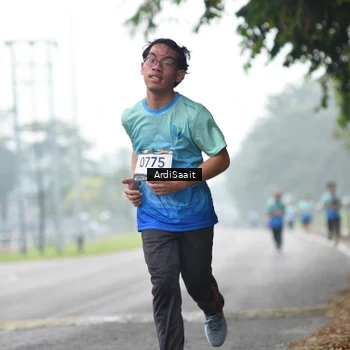 Runner Photo 8843596