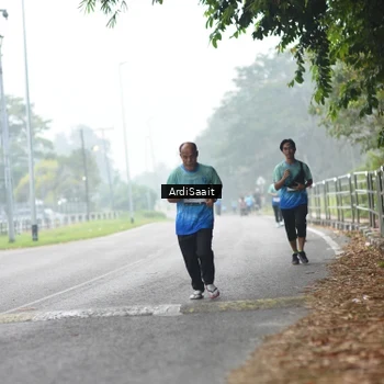 Runner Photo 8843605