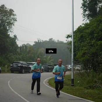 Runner Photo 8843664