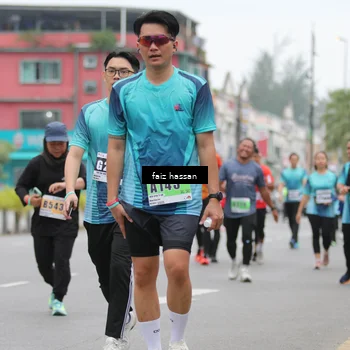 Runner Photo 8843695
