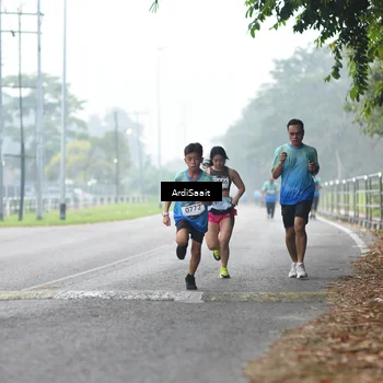 Runner Photo 8843776