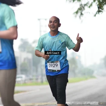 Runner Photo 8843821
