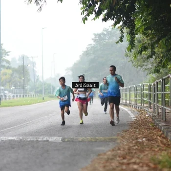 Runner Photo 8843823