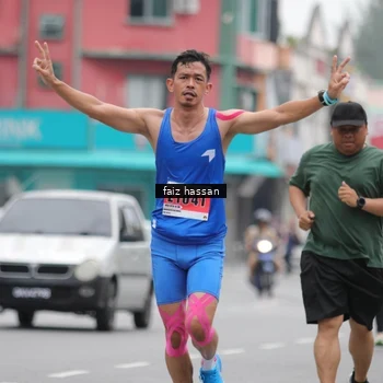 Runner Photo 8843883