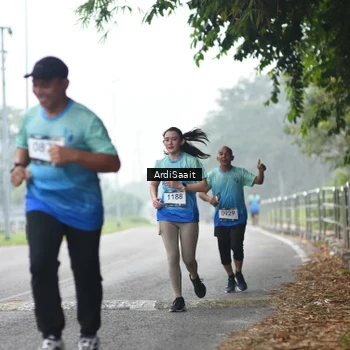 Runner Photo 8843927