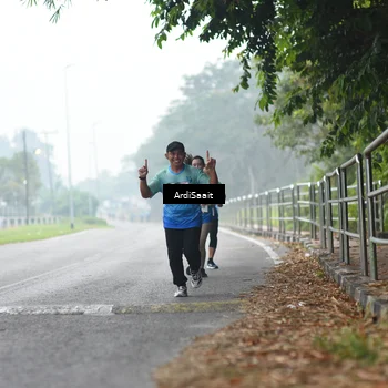 Runner Photo 8843999