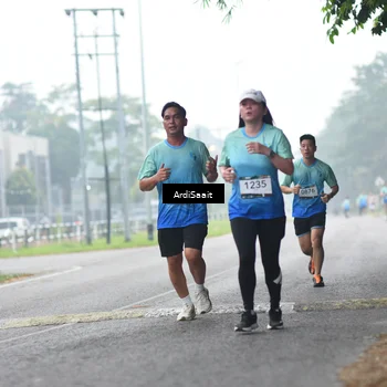 Runner Photo 8844060