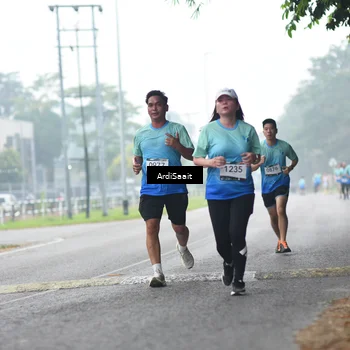 Runner Photo 8844063
