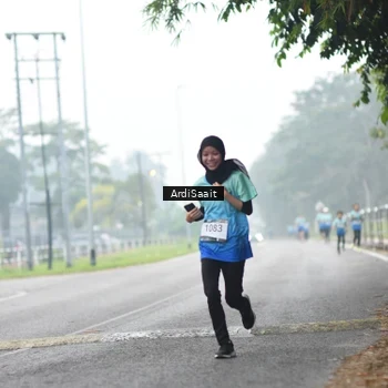 Runner Photo 8844375