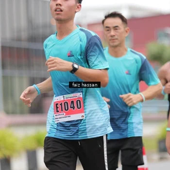Runner Photo 8844392