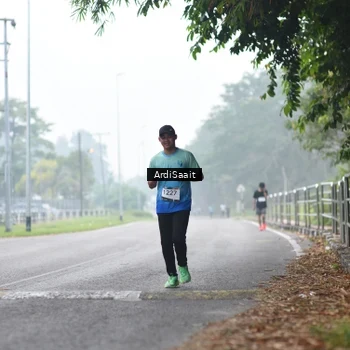 Runner Photo 8844725