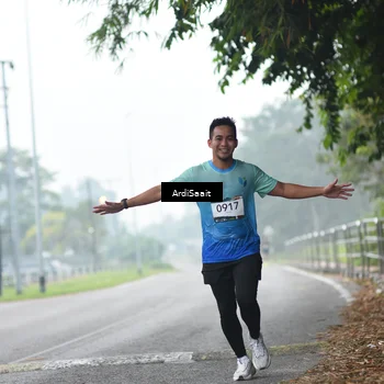 Runner Photo 8844894