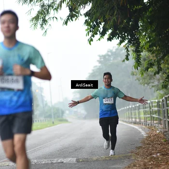 Runner Photo 8844965