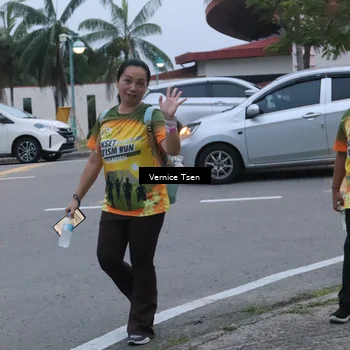 Runner Photo 8845002