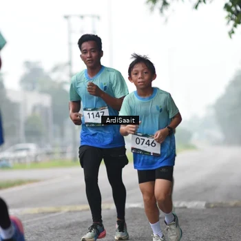 Runner Photo 8845060