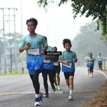 Runner Photo 8845073