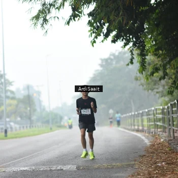 Runner Photo 8845095