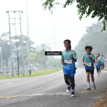 Runner Photo 8845119