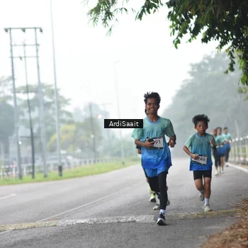Runner Photo 8845126
