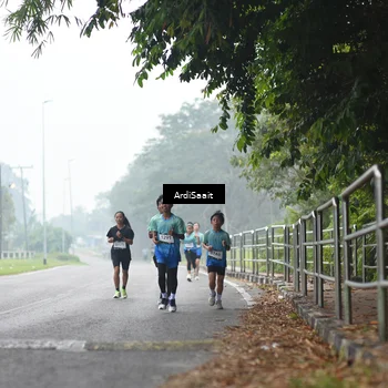 Runner Photo 8845260