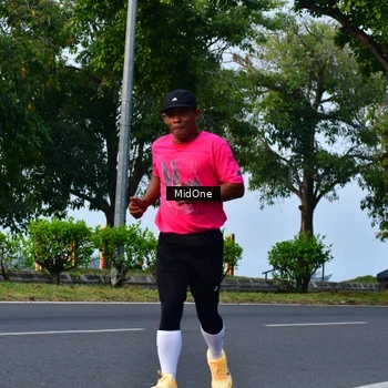 Runner Photo 8845436